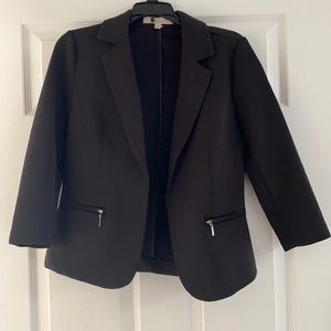 Stretchy black blazer size S